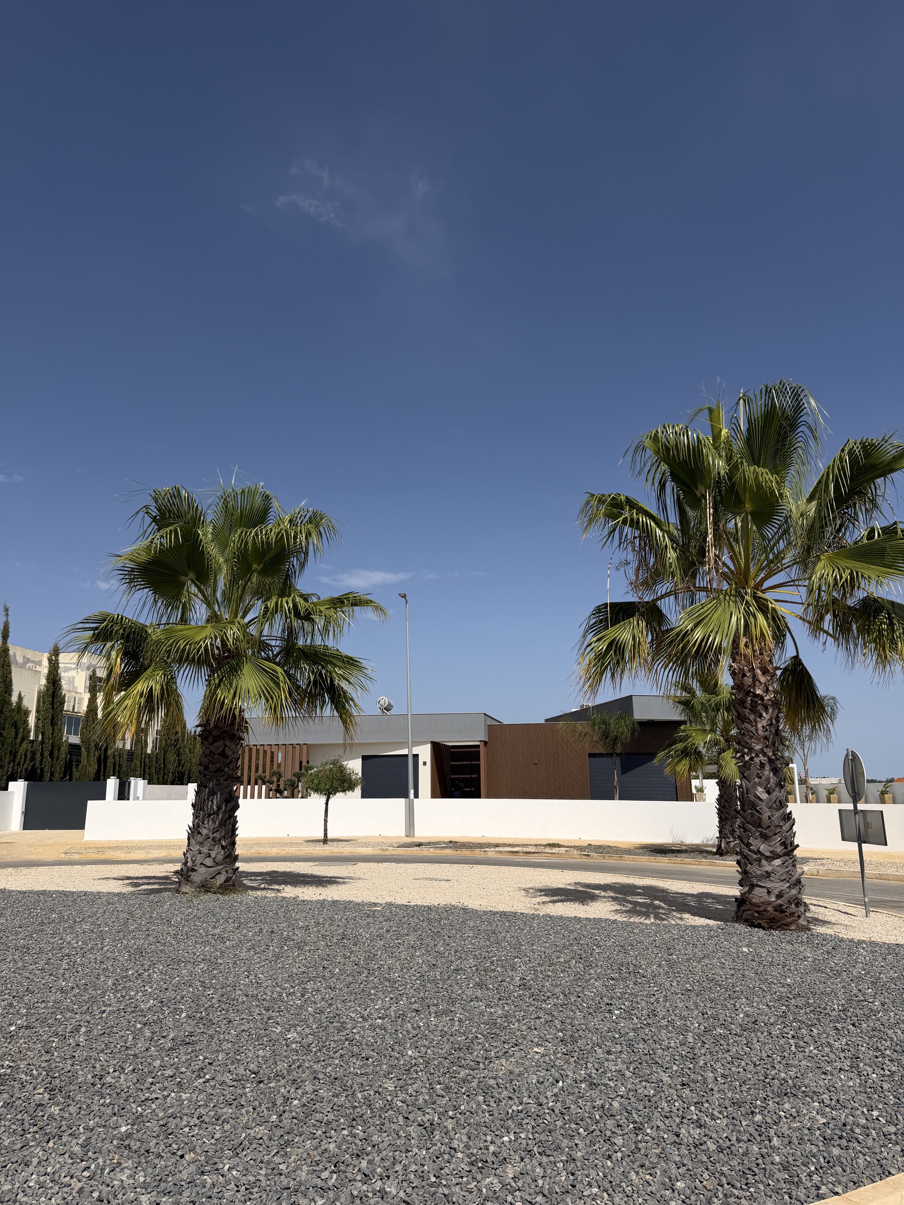 Moradia Encosta Dourada, project cover